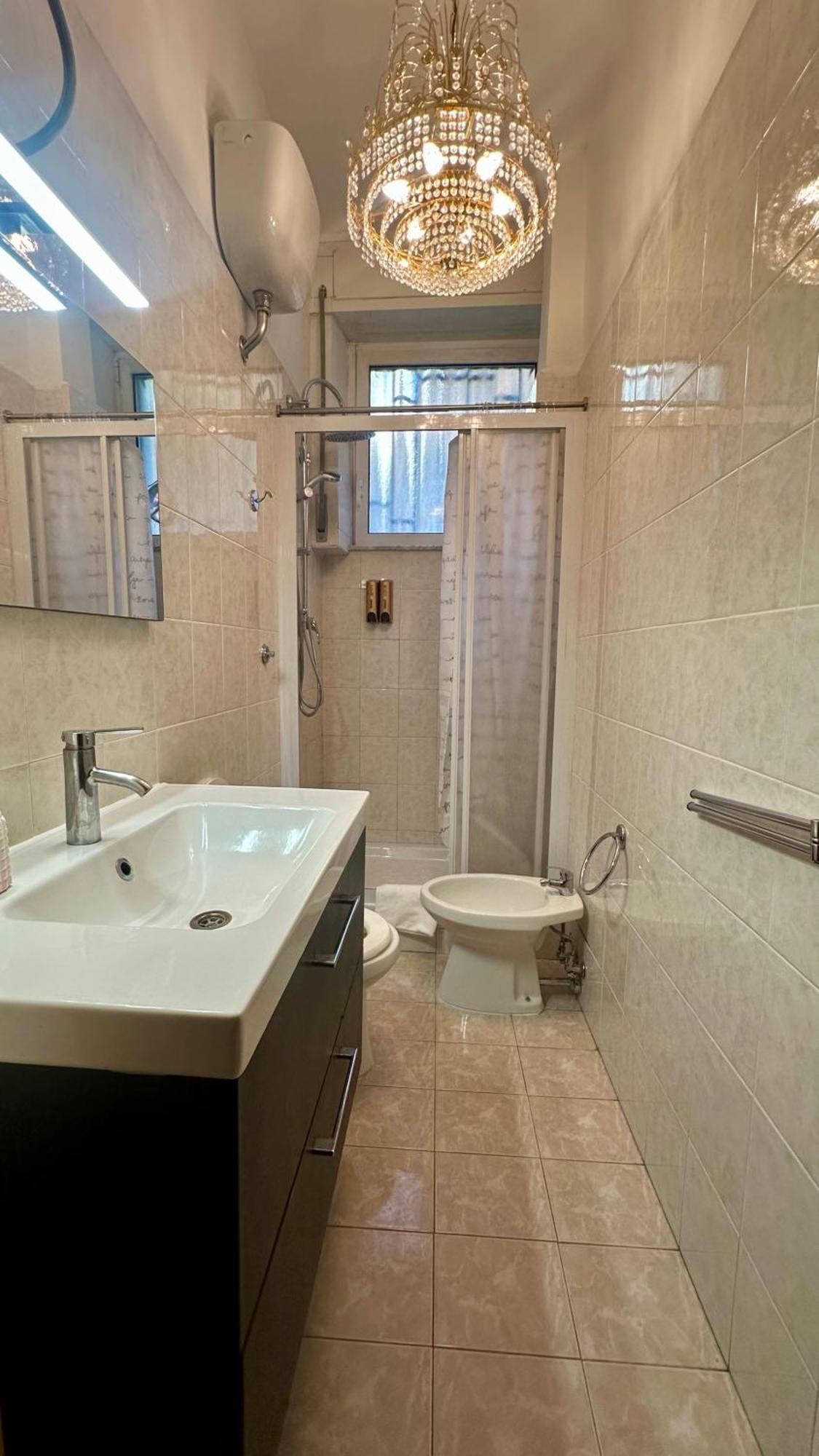 Golden Luxury Home - San Giovanni - 10 Min To Basilica Of San Giovanni - 25 Min To Colosseum Rome Luaran gambar